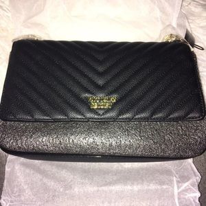 VICTORIA SECRET PURSE